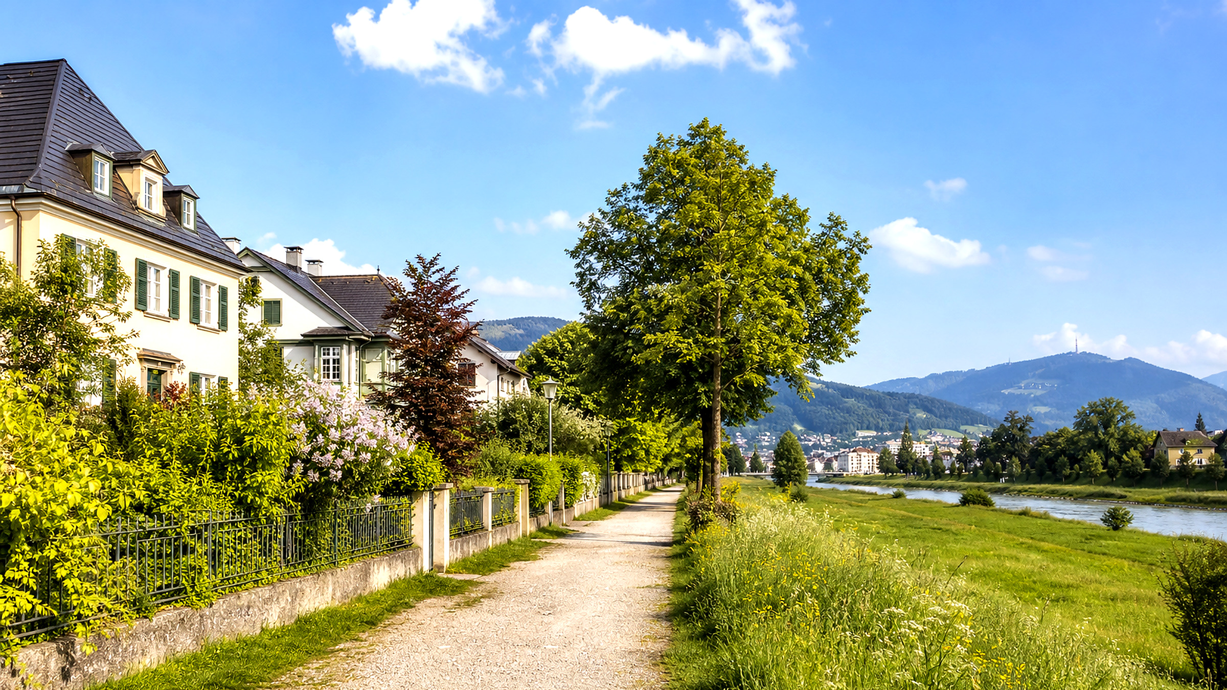 Wohnumfeld in der Salzburger Josefiau mit Grünraum nahe der Salzach
